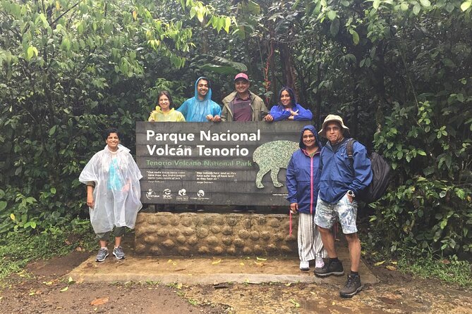 Rio Celeste Waterfall at Tenorio Volcano and Sloth Watching Tour From San Jose - Wildlife Watching and the Sloth Forest: How You Get Real Sightings