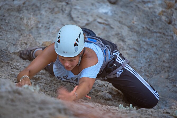 Rock Climbing & Rappelling for the real thrill seekers! - Climbing on Real Rock: Routes, Coaching, and Safety That’s Not Just Talk