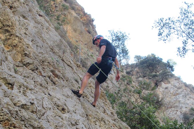 Rock Climbing with a Guide in Chania Therisos Gorge - Snacks, water, and the rhythm of a 6-hour climbing day