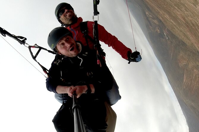 ROLLERCOASTER FLIGHT tandem paragliding Lanzarote with adrenalin - The Takeoff Setup: Easy Participation, Real Safety