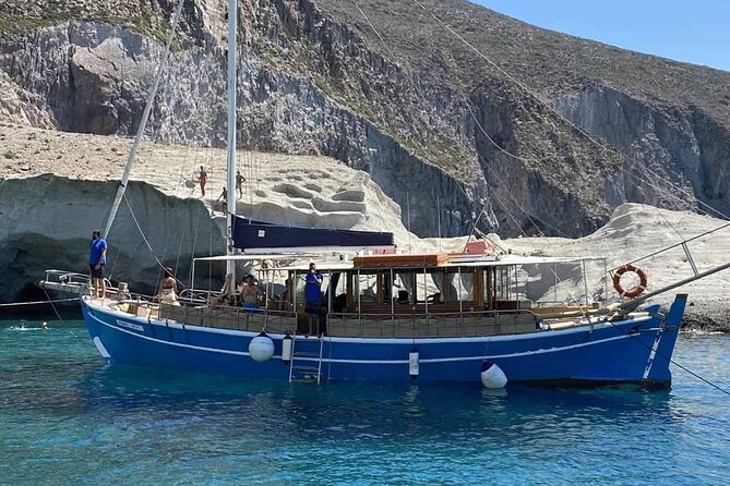 Round of Antiparos & Despotiko with Traditional Boat - Where the boat experience feels “traditional” (and why it matters)