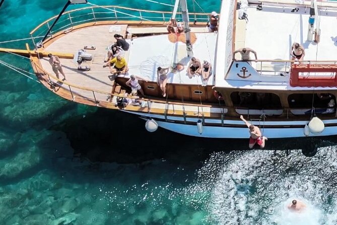 Sailing Trips with Cretan Sailing - Weather, Safety Announcements, and the Realities of Sailing Close to Shore