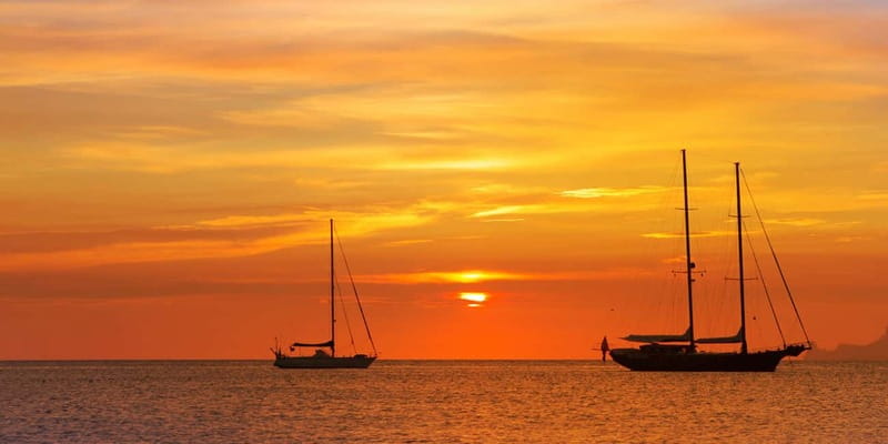 San Antonio: Cala Salada & Cala Gracio Sunset Boat Trip - Why Cala Salada and Cala Gracio Look Different From the Water