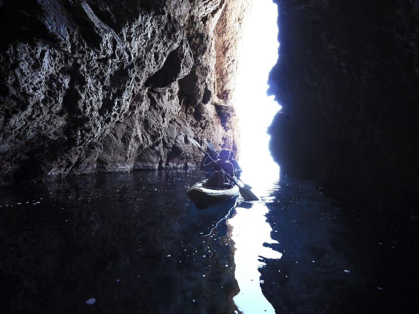 Sant Elm: Guided kayak tour to Cala en Tío with caves - Paddling the west coast: Punta de na Galinda and Sa Dragonera in view