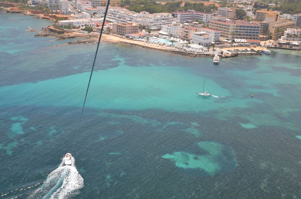 Santa Eulària des Riu: Parasailing Boat Cruise with Drinks - Photos and the optional HD GoPro video (30 euros)