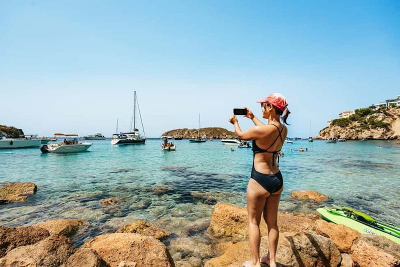 Santa Ponsa: Marine Reserve Kayak Tour - Stable single or double kayaks with real comfort