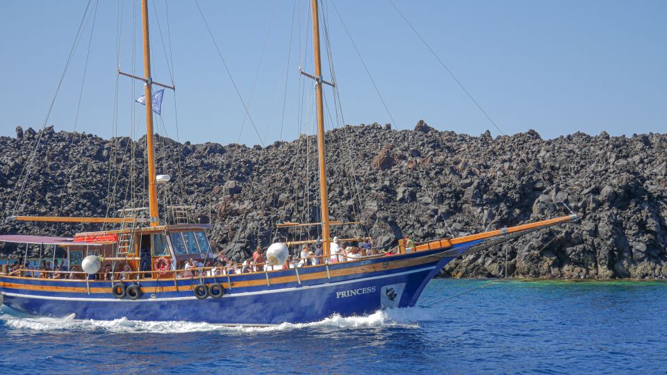 Santorini 2-Day Combo: Volcano Boat Cruise & Island Bus Tour - Volcano day: Nea Kameni crater hike and what you’re actually signing up for