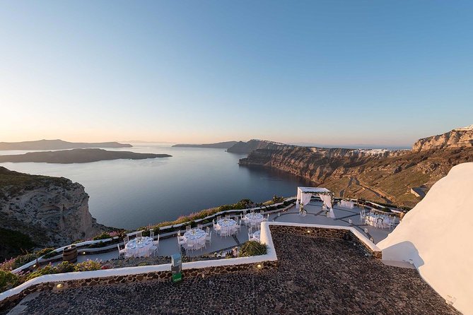 Santorini 4-Hour Private Tour including Wine Tasting, Shore Excursion - Getting the most Santorini in one tidy route