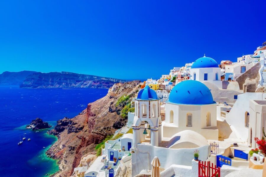 Santorini: 6-Hour Best of Santorini Private Experience - Firostefani and the Blue Dome Church postcard moment