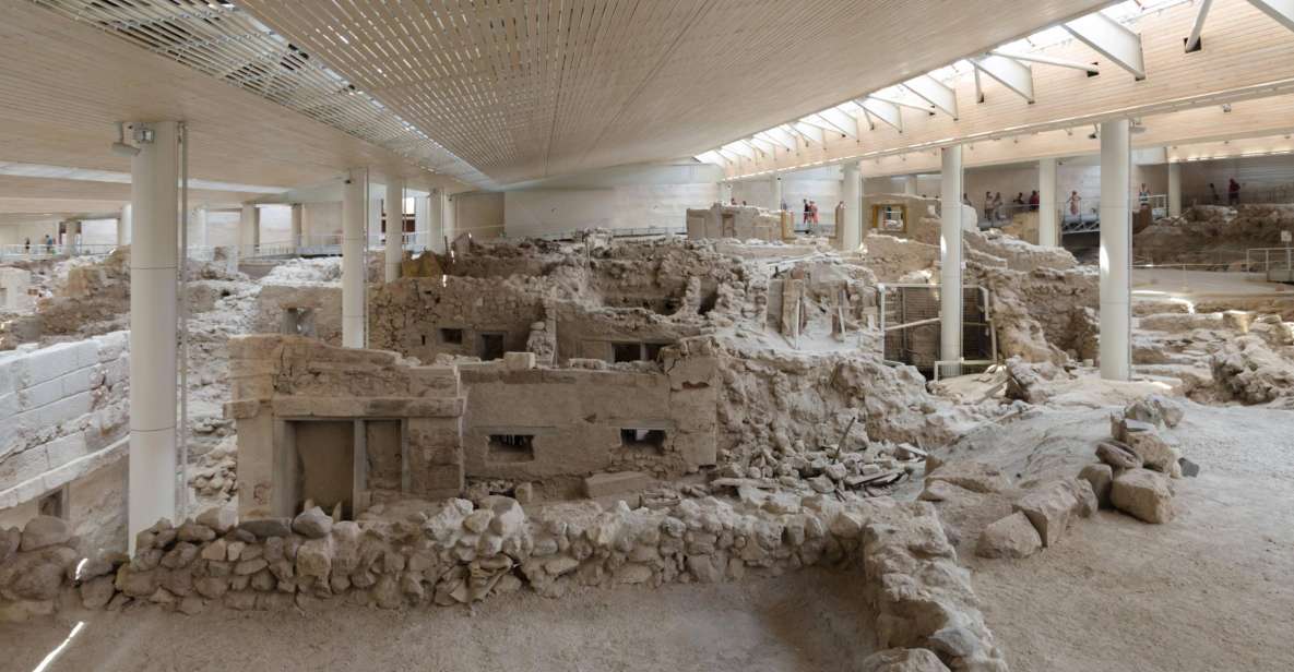 Santorini: Akrotiri Prehistoric City Guided Walking Tour - What your licensed archaeologist actually helps you see