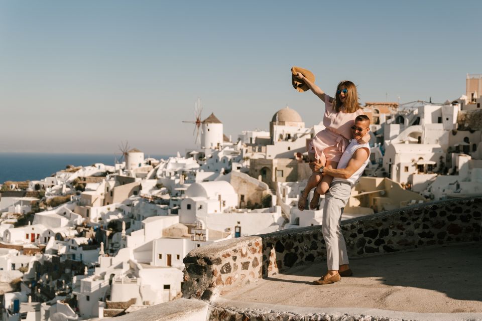 Santorini: Caldera and Oia with King Thiras Boat - From your Santorini pickup to the King Thiras boat