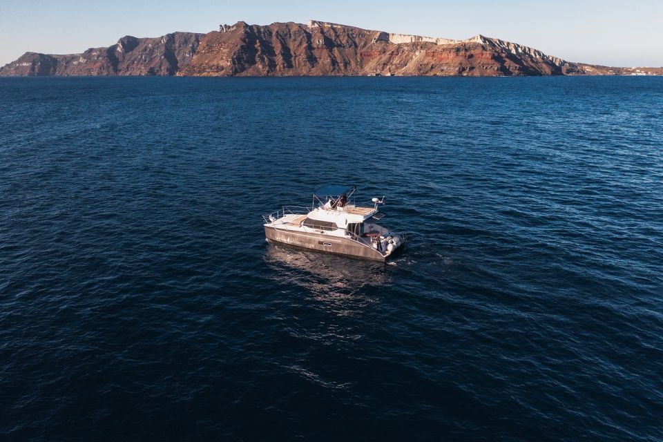Santorini: Caldera Private Power Catamaran Cruise - Food and drinks onboard: BBQ, mezedes, and local wine
