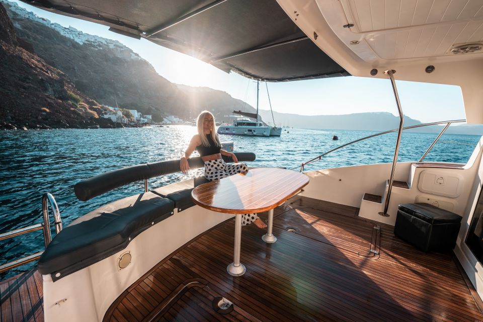 Santorini: Caldera Private Power Catamaran Cruise - Volcano hot springs: where the caldera feels alive