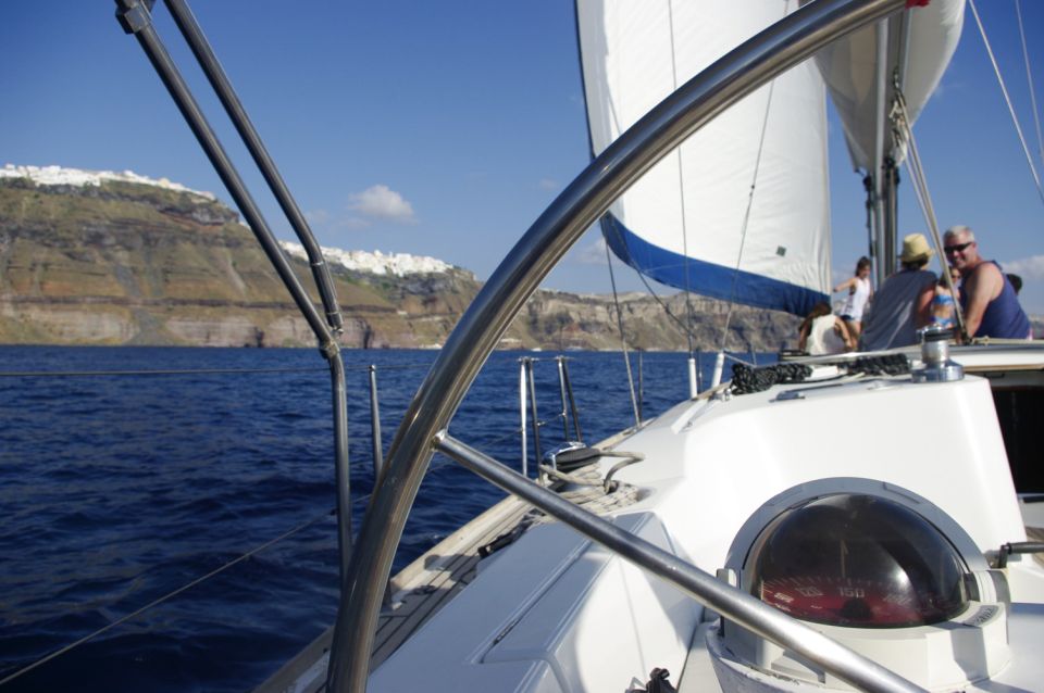 Santorini Caldera: Sunset Sailing Cruise with Meal - Key highlights at a glance