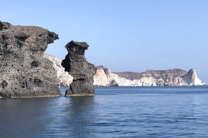 Santorini Catamaran Cruise with Greek Meal, Open-Bar and Sunset - The Greek Meal and On-Board BBQ: What’s Included and What to Expect