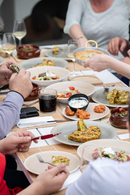 Santorini: Cooking Class with Lunch and Wine Tasting - Lunch by the sea: what the included wine actually means