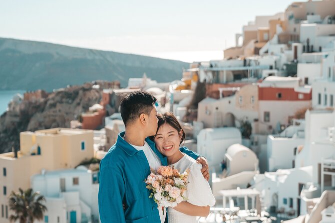 Santorini: Customized Private Photoshoot Walk in Oia - “Orientation tour” isn’t fluff: it helps you use the rest of your day
