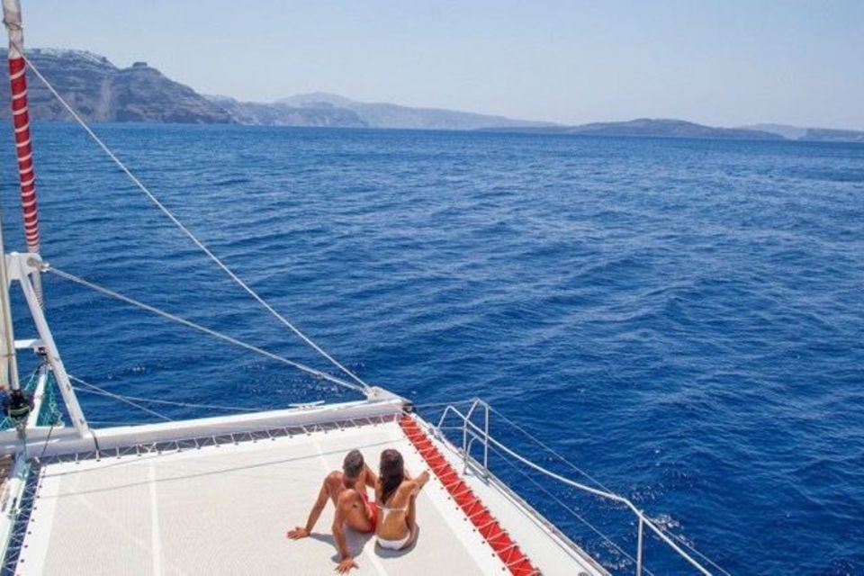 Santorini: Dream Catcher 5-hour Sailing Trip in the Caldera - BBQ Lunch in a Secluded Bay: Food That Doesn’t Feel Like an Afterthought