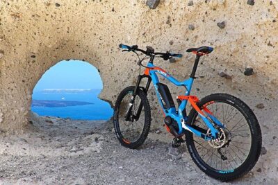 Santorini E-bike Adventures - The Original Bike Tours - Where you’ll start: the Exomitis meeting point and pickup rhythm