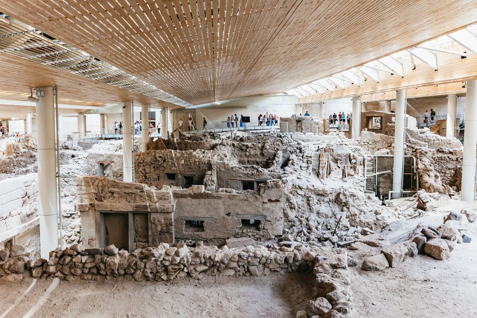 Santorini: Experience Akrotiri with a Licensed Tour Guide - Key things I’d plan around