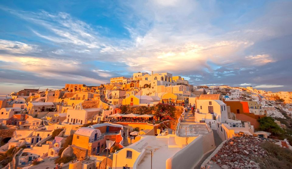 Santorini: Guided Island Day Trip with Beach Visit - Thira (Fira): whitewashed streets and cliffside timing
