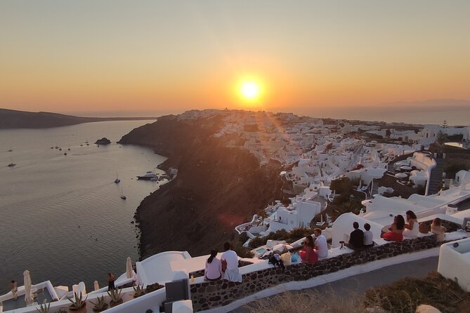 Santorini: Half-Day Island Sightseeing Tour - Why the small group feels different in practice