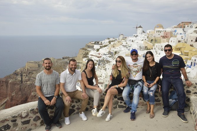 Santorini Highlights and Venetian Castles Small-Group Day Tour - Akrotiri Castle Photo Stop: South-Caldera Framing Without the Grind