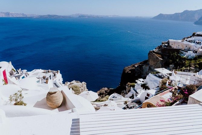 Santorini Island: Guided Tour From Heraklion Crete - Oia Main Street in 90 Minutes: What Fits and What Doesn’t