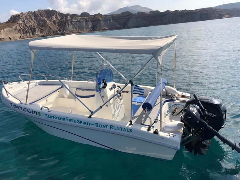 Santorini: License-Free Boat Rental with Ice, Water, & Fruit - Your first steps with Sasha: quick training, real confidence
