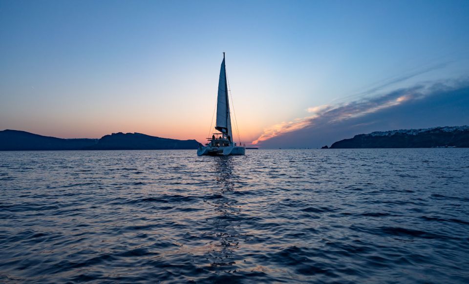 Santorini: Luxury Sunset Cruise with Dinner & Open Bar - First impressions: Ammoudi port, Vasiliki catamaran, and an easy start
