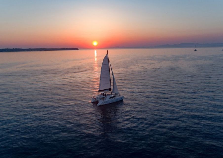 Santorini: Luxury Sunset Cruise with Dinner & Open Bar - Practical tips before you go