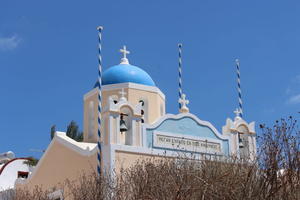 Santorini: Mesa Gonia, Pyrgos and Oia Tour - What to Bring (So You Don’t Regret Your Shoes)
