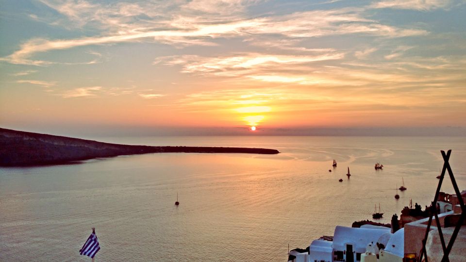 Santorini Panoramic Firostefani & Oia Blue Dome Private Tour - Why this short private route makes sense for Santorini time limits