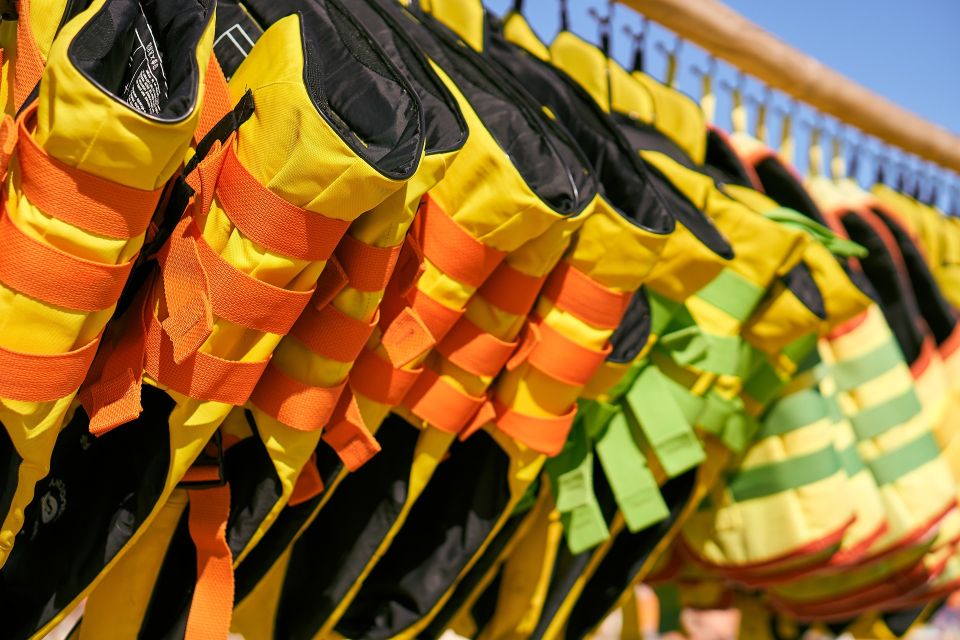 Santorini: Perivolos Beach Jet Ski Rental - The 20-minute ride: what you do once you’re on the water