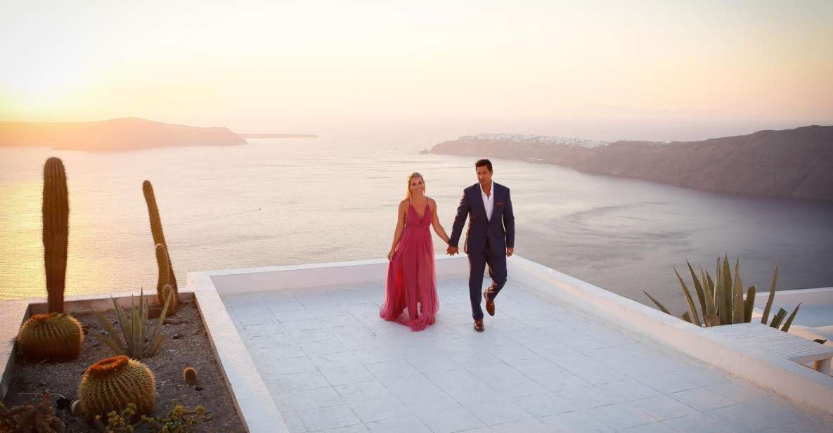 Santorini: Photo Shoot with a Private Vacation Photographer - What the photo shoot feels like hour by hour