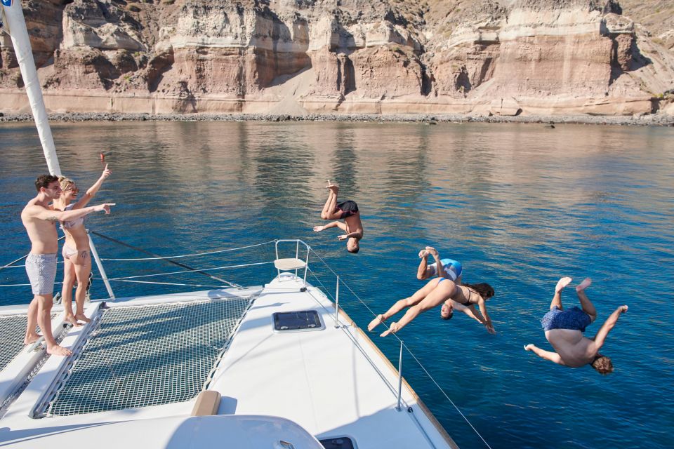 Santorini: Platinum Catamaran Cruise w/ BBQ Meal & Open Bar - Red Beach and White Beach: Photo Stops That Also Lead to Real Sea Time
