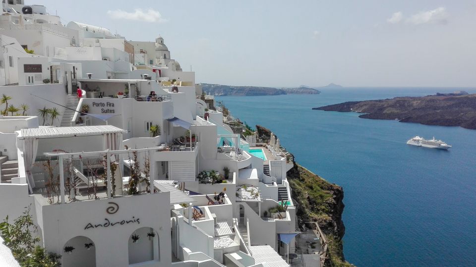 Santorini: Private Day Tour with Guide - Venetsanos Winery: tasting that connects to the island’s volcanic roots