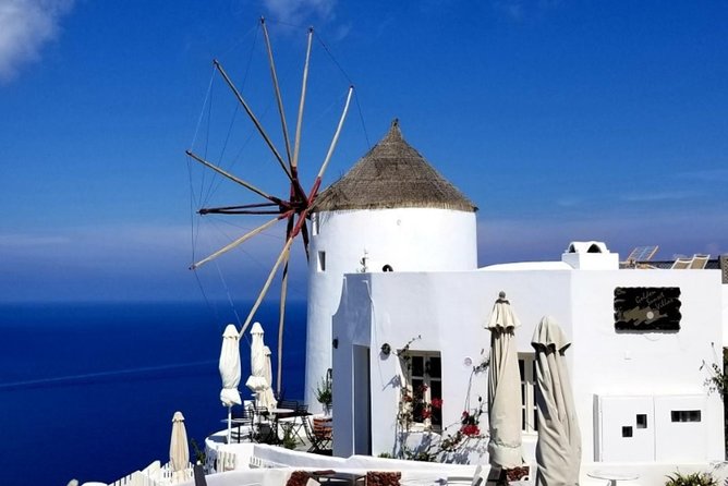 Santorini Private Driver: Explore Santorini - Port & Hotel Pickup - Akrotiri and the volcano story people remember
