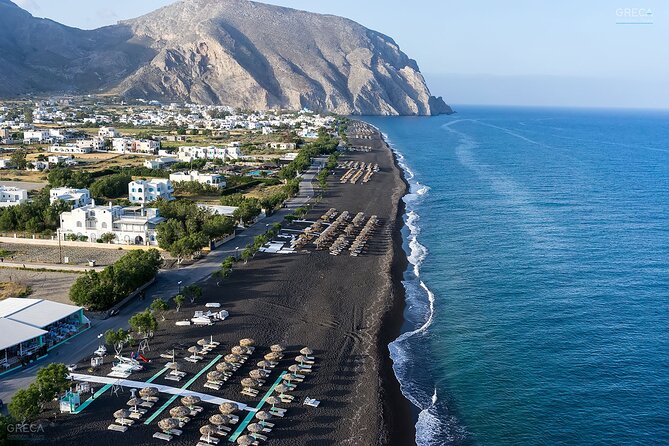 Santorini Private Half-Day Sightseeing Tour - Megalochori: traditional streets plus a calmer pace