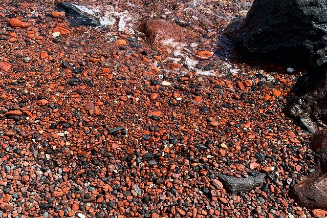 Santorini Private sightseeing land tours - Red Beach and Black Sand Beach: Volcanic Color Plus Actual Relax Time