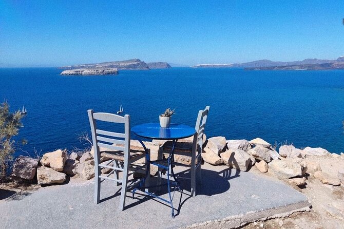 Santorini Private Tour Highlights 6h for Groups and Families - What you actually get (and what you don’t): tickets, seats, and guided site interiors