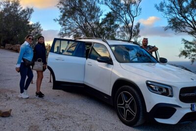 Santorini: Private Transfer from Airport/Port - Finding Your Driver Fast: The Name Sign and Arrival Exit Advantage
