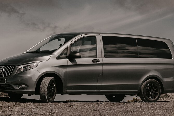 Santorini, Private Transfer with Luxury Airconditioned Vehicle - The ride: luxury air-conditioning, WiFi, and bottled water