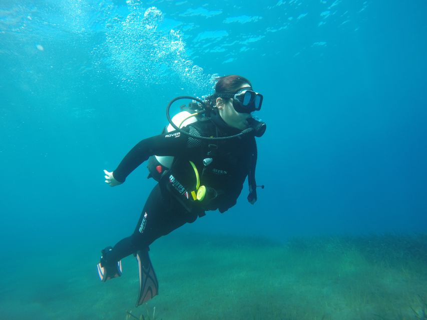 Santorini: Scuba Diving Experience in Caldera for Beginners - What to bring, what to avoid, and the flight rule