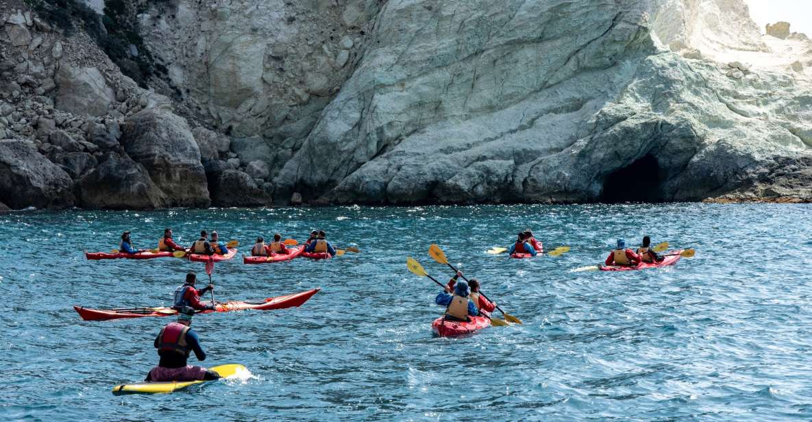Santorini: Sea Kayaking with Light Lunch - Mesa Pigadia to Black Mountain: starting on Black Beach the right way
