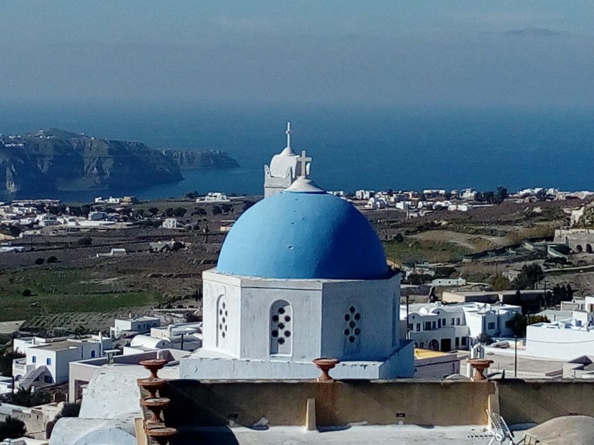 Santorini: Small-Group Highlights Tour of Venetian Castles - Akrotiri photo stop: the southern caldera angle you can actually see