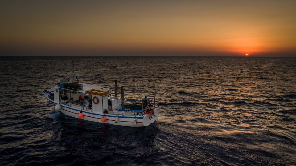 Santorini Sunset Fishing Trip with Dinner and Drinks - Vlychada Meeting Point, Timing, and What to Bring