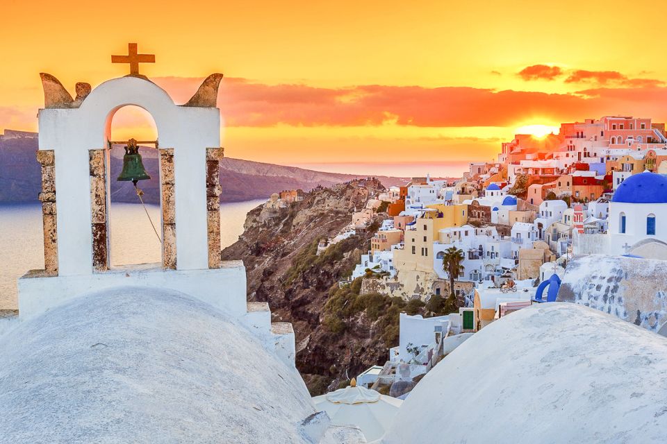 Santorini: Top Sights Day Trip, Wine Tasting, & Oia Sunset - Key things that make this tour worth your time