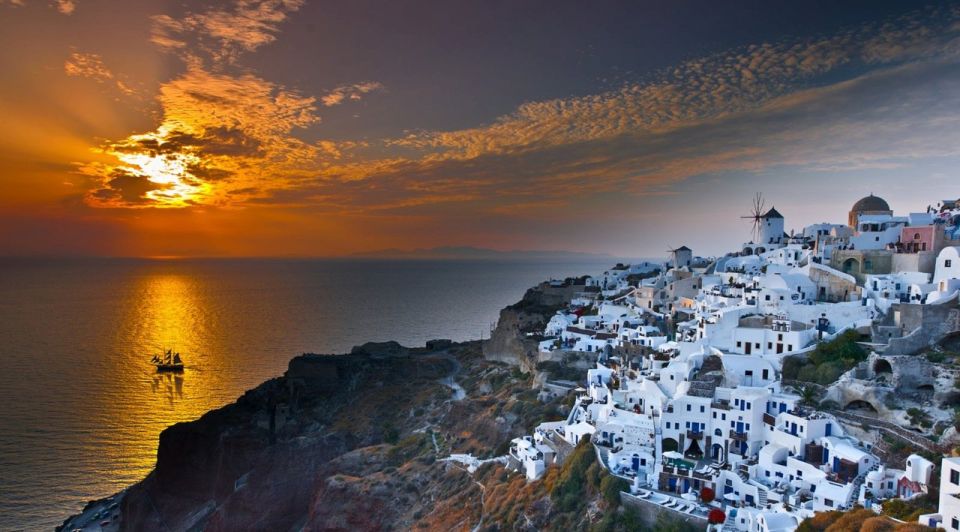 Santorini: Volcanic Sunset Cruise with Dinner - Option B: Evening Thirassia Cruise with Dinner at Captain John’s Taverna