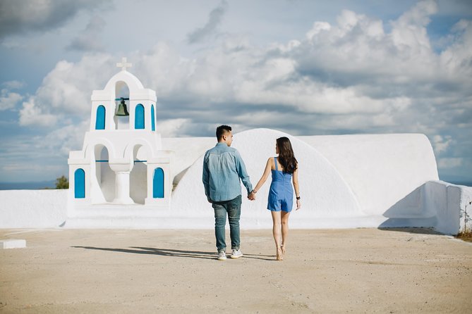 Santorini Walking Tour with a Personal Photographer - Oia morning stop: the classic views with calmer timing